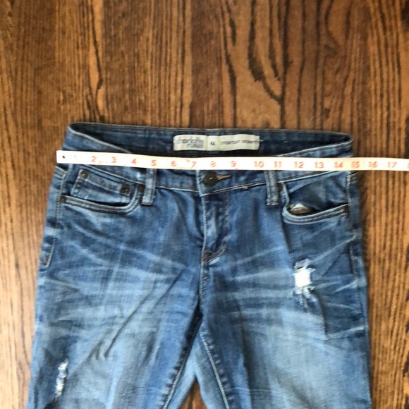 Distressed Skinny Jeans - Picture 4 of 5
